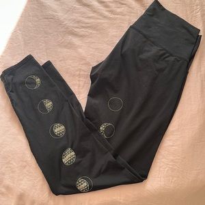 Great condition teeki brand moon dance leggings